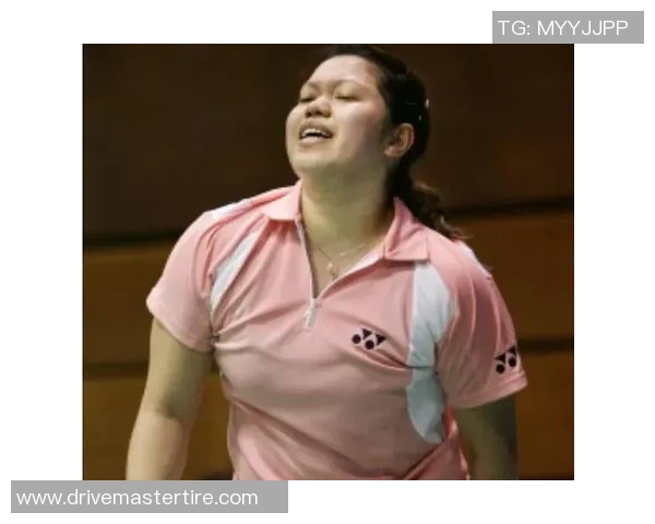 中国足球明星夫人们的生活与事业：她们如何在光环下绽放自我